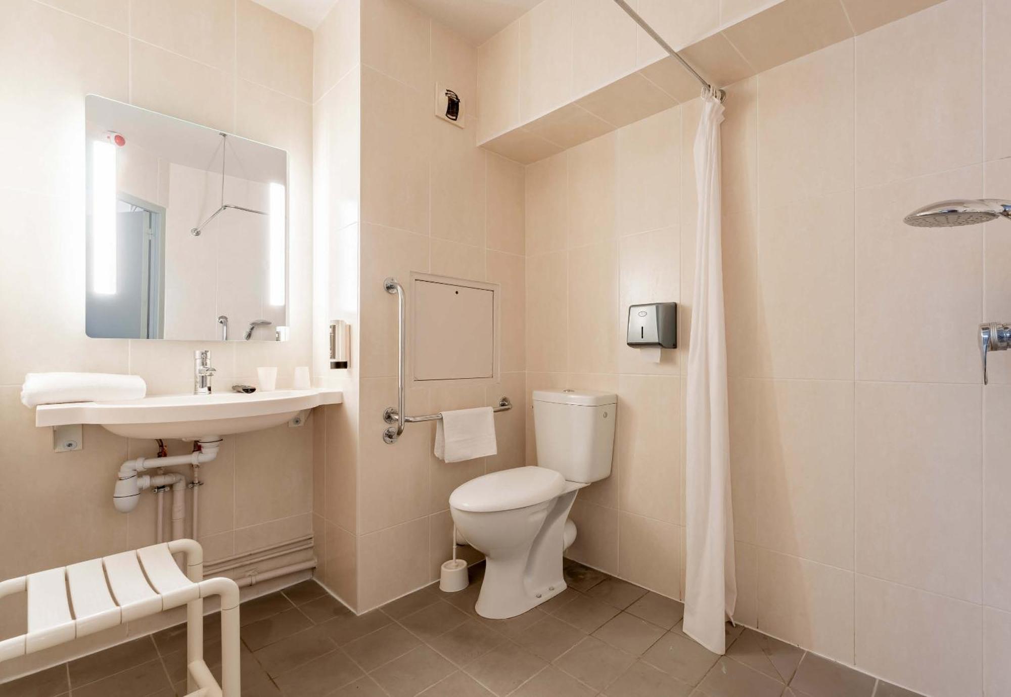 B&B Hotel Douai Parc Des Expos Cuincy エクステリア 写真